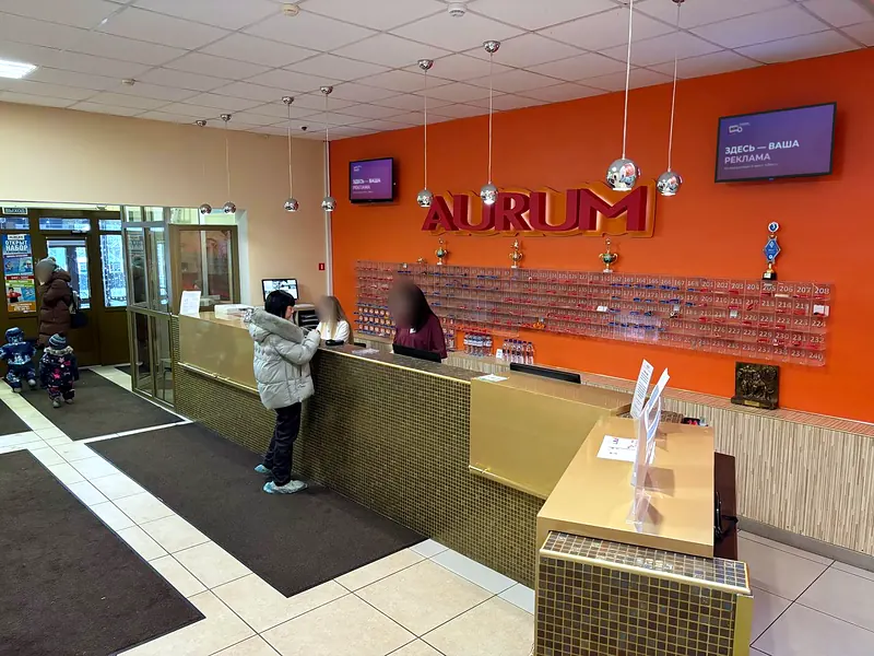 Фитнес-клуб Aurum — экран B2B TV