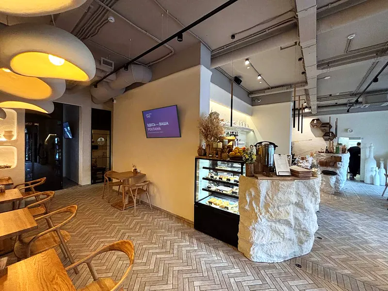 Ресторан Casa Luna — экран B2B TV