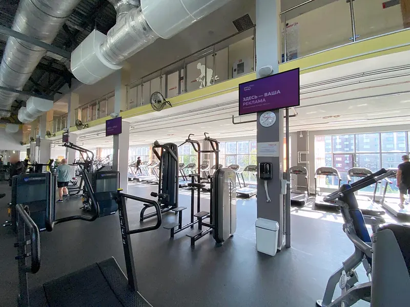 Фитнес-клуб Fitness 24 — экран B2B TV